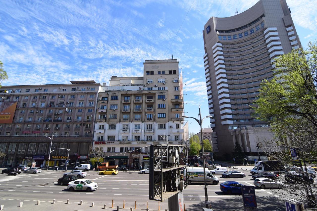 Beautiful Apartment In Old City Bucarest Esterno foto